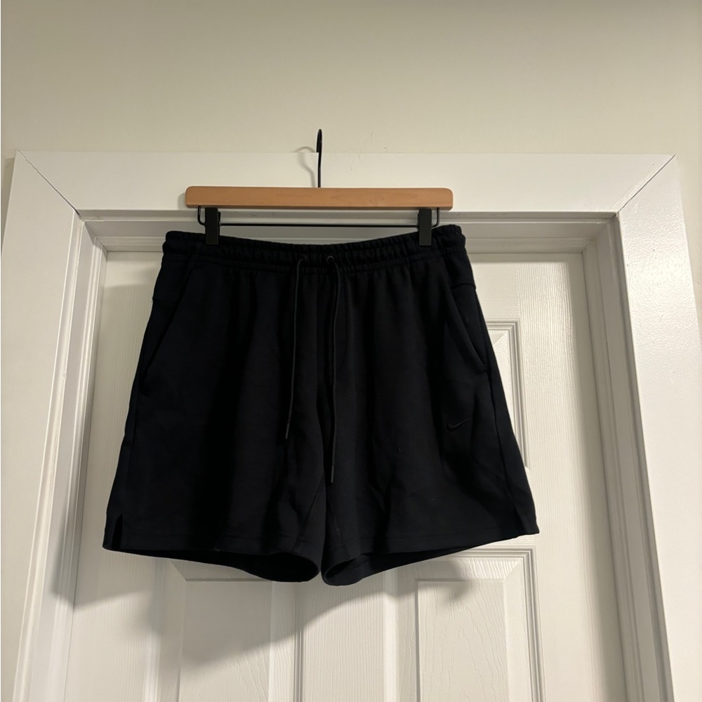 Nike mens Black Athletic Drawstring Shorts